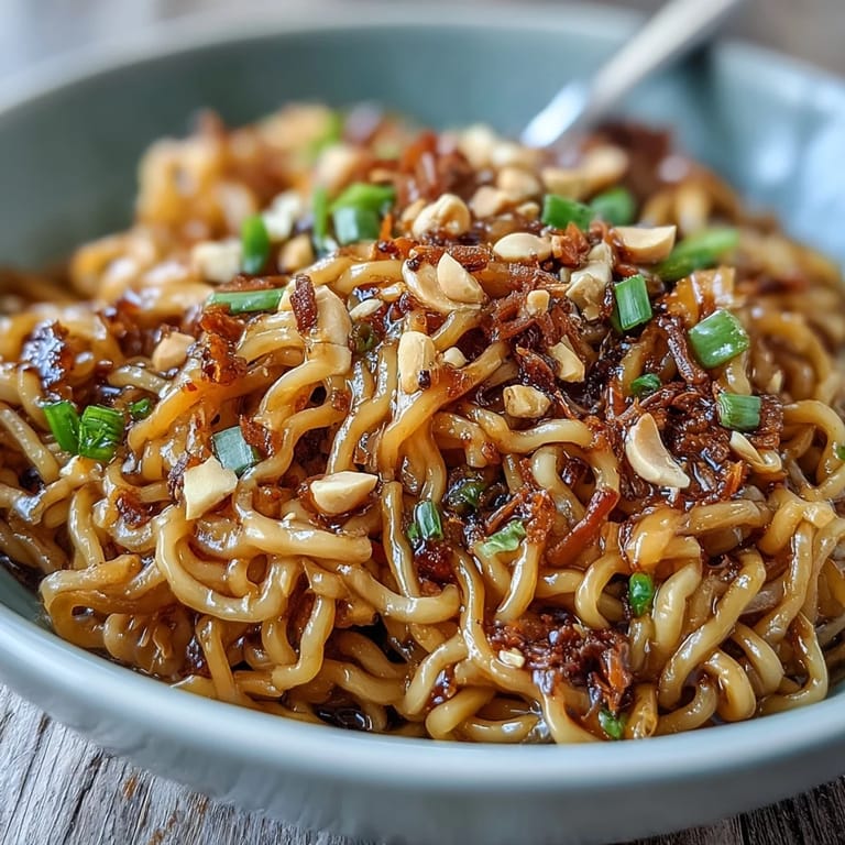Easy Chili Crisp Noodles, showcasing tender noodles coated in flavorful, aromatic chili oil.